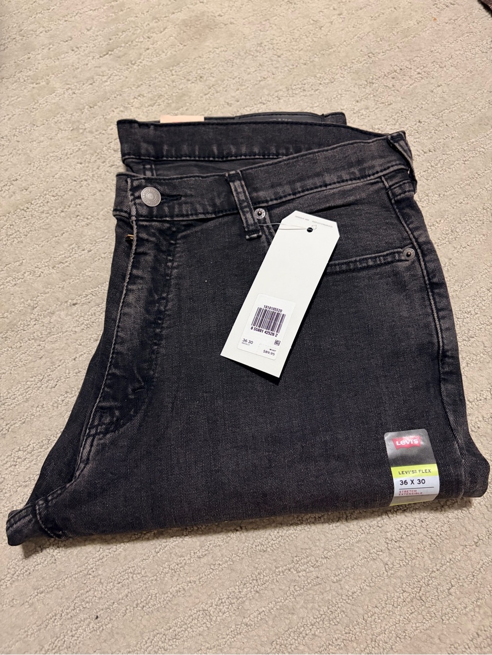 36x30 Men’s Levi's 541 Athletic Taper Blackwash Jeans
